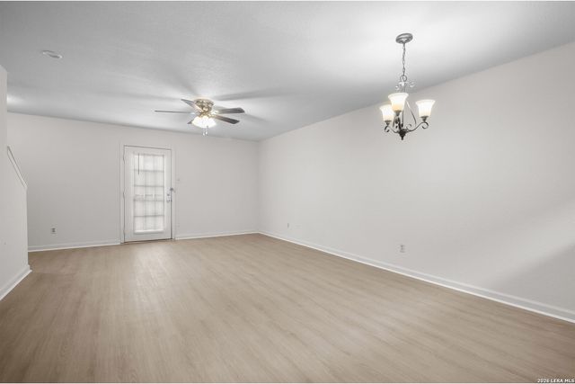 550 Dukeway, Universal City, TX 78148