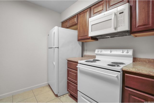 550 Dukeway, Universal City, TX 78148