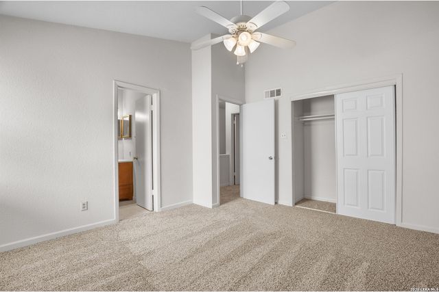 550 Dukeway, Universal City, TX 78148