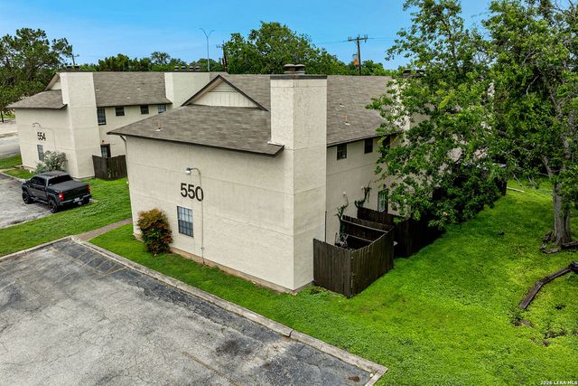 550 Dukeway, Universal City, TX 78148