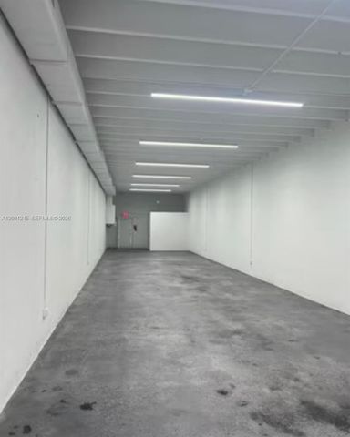 1825 NW 21st St, Miami, FL 33142