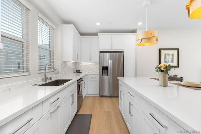10443 Newbliss Way, San Diego, CA 92126