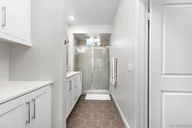 10443 Newbliss Way, San Diego, CA 92126