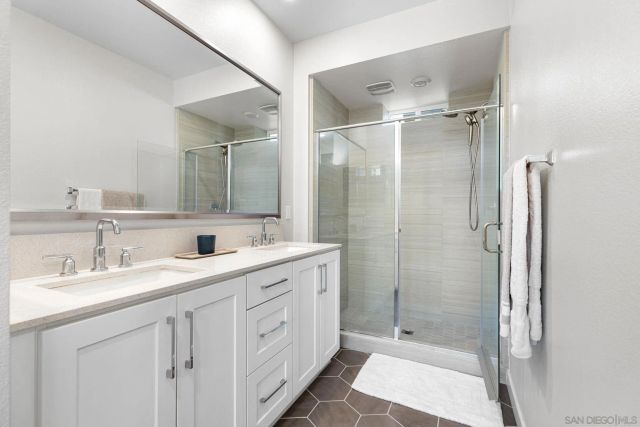 10443 Newbliss Way, San Diego, CA 92126