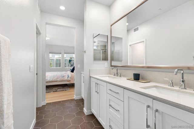 10443 Newbliss Way, San Diego, CA 92126