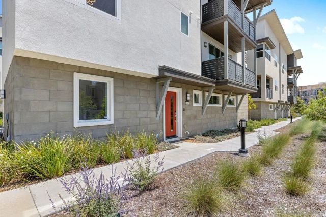 10443 Newbliss Way, San Diego, CA 92126