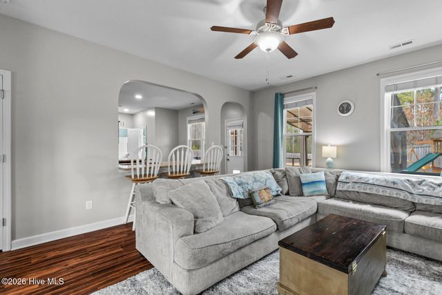 202 Seneca Court, Holly Ridge, NC 28445