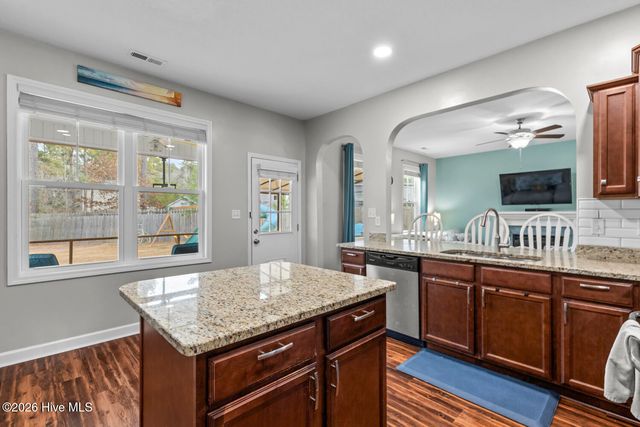 202 Seneca Court, Holly Ridge, NC 28445