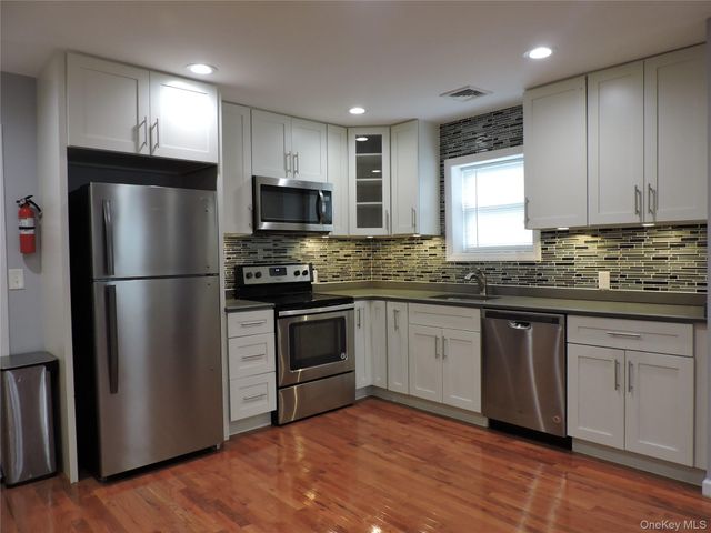 9 Bainbridge Street, Roosevelt, NY 11575