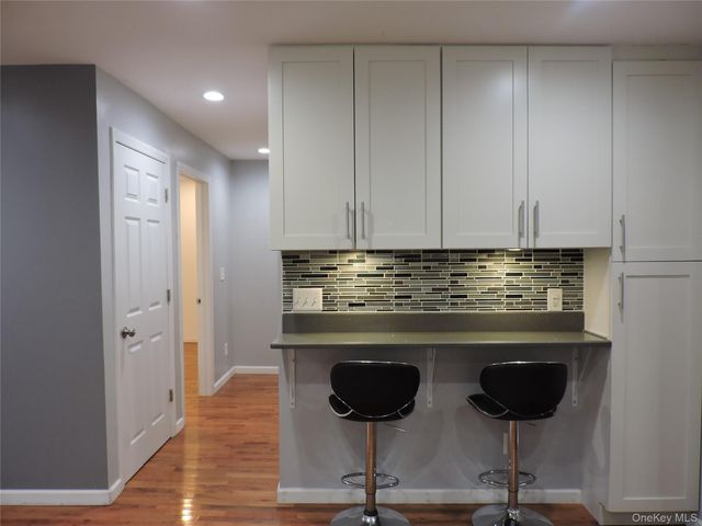 9 Bainbridge Street, Roosevelt, NY 11575