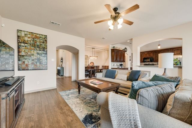 3821 Regent Street, Midlothian, TX 76065