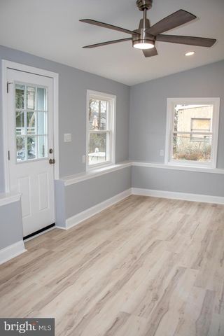 952 COLUMBUS RD, Burlington, NJ 08016