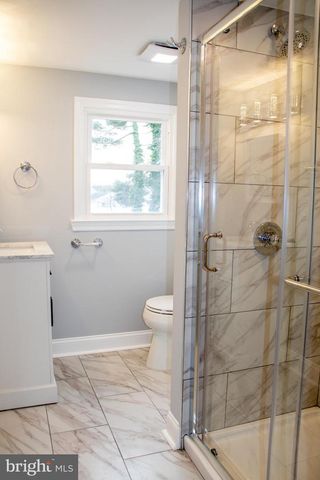 952 COLUMBUS RD, Burlington, NJ 08016