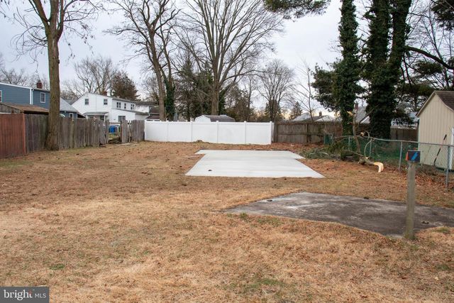 952 COLUMBUS RD, Burlington, NJ 08016