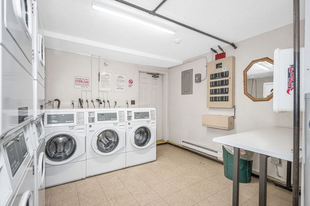 175 Willard St 9, Lowell, MA 01850