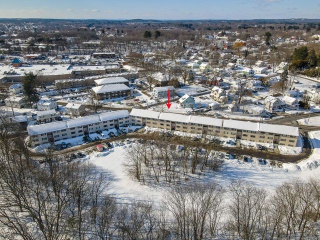 175 Willard St 9, Lowell, MA 01850