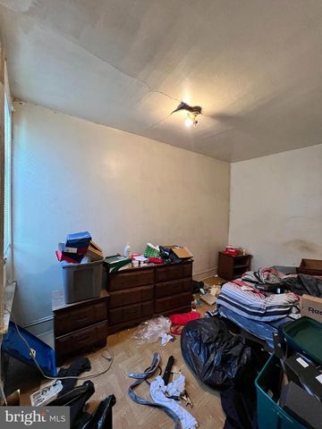 2735 N TAYLOR ST, Philadelphia, PA 19132