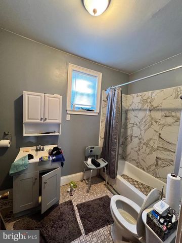 2735 N TAYLOR ST, Philadelphia, PA 19132