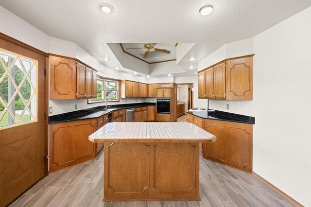 4201 Saint Croix Drive, Edmond, OK 73025
