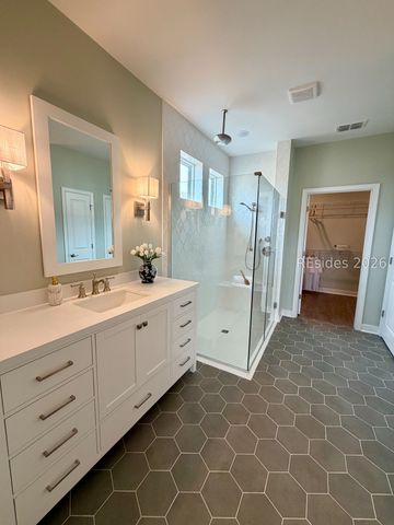 1603 Blue Moon Dr, Hardeeville, SC 29927