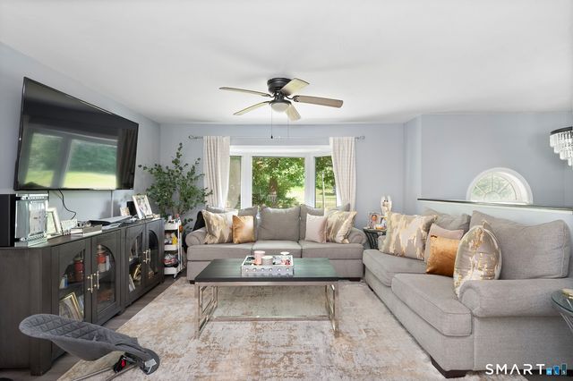 19 Thompson Pike, Killingly, CT 06241