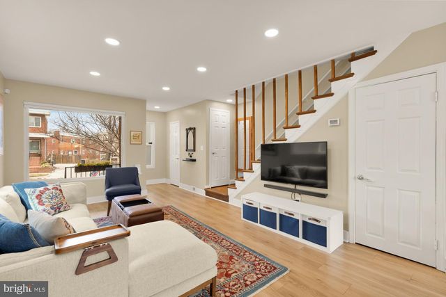 625 KENSINGTON PL NE, Washington, DC 20011