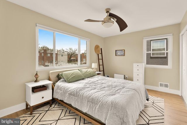 625 KENSINGTON PL NE, Washington, DC 20011