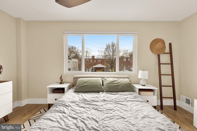 625 KENSINGTON PL NE, Washington, DC 20011