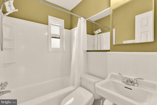 625 KENSINGTON PL NE, Washington, DC 20011