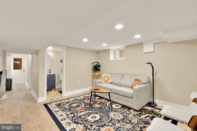 625 KENSINGTON PL NE, Washington, DC 20011