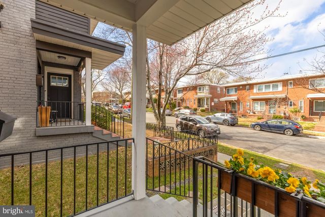 625 KENSINGTON PL NE, Washington, DC 20011