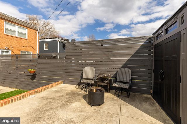 625 KENSINGTON PL NE, Washington, DC 20011