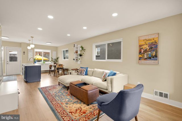 625 KENSINGTON PL NE, Washington, DC 20011