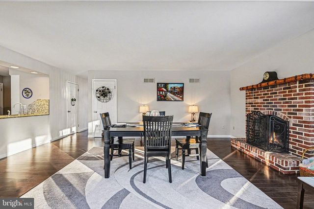 2404 RYE CIRCLE, Mechanicsburg, PA 17055