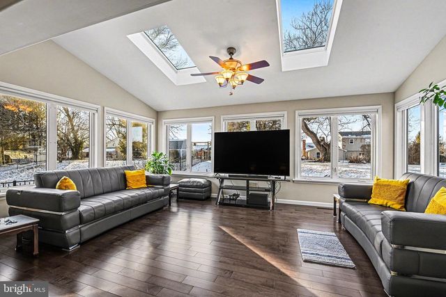 2404 RYE CIRCLE, Mechanicsburg, PA 17055