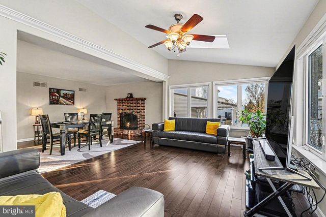 2404 RYE CIRCLE, Mechanicsburg, PA 17055