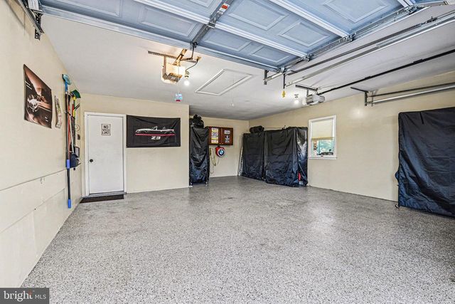 2404 RYE CIRCLE, Mechanicsburg, PA 17055