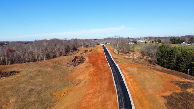 1 Goldenberg Lane Lane, Somerset, KY 42503