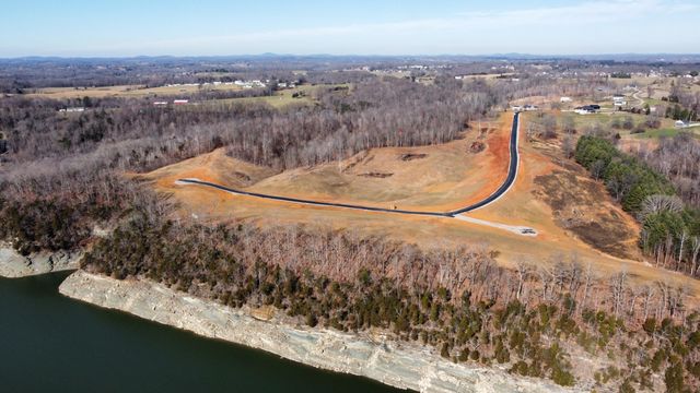 1 Goldenberg Lane Lane, Somerset, KY 42503