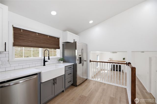 27705 23rd Avenue S, Federal Way, WA 98003