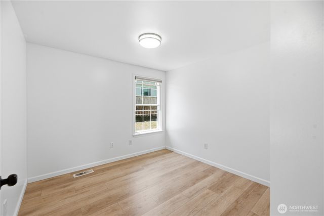 27705 23rd Avenue S, Federal Way, WA 98003