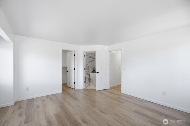 27705 23rd Avenue S, Federal Way, WA 98003