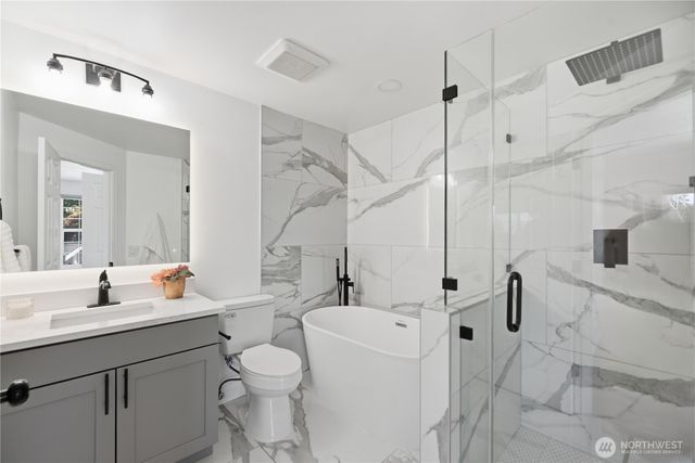 27705 23rd Avenue S, Federal Way, WA 98003