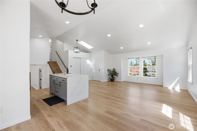 27705 23rd Avenue S, Federal Way, WA 98003