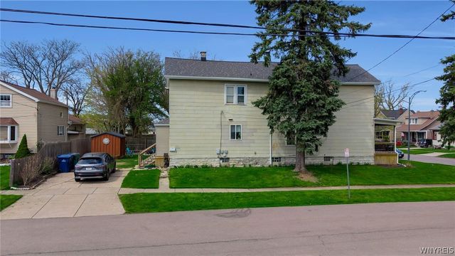 33 Downing Street, Buffalo, NY 14220