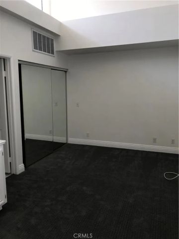 210 Lille Lane 303, Newport Beach, CA 92663