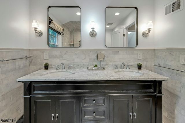 260 Ashland Rd, Summit City, NJ 07901
