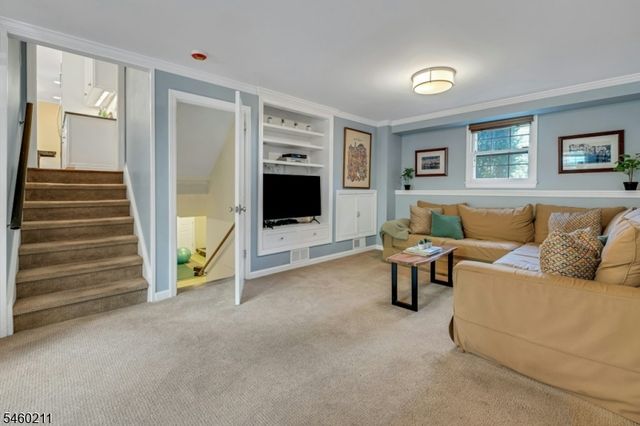260 Ashland Rd, Summit City, NJ 07901