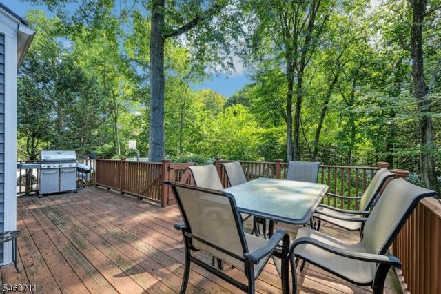260 Ashland Rd, Summit City, NJ 07901