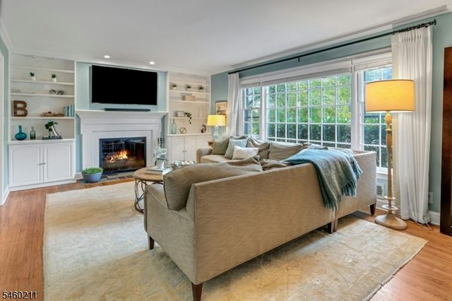 260 Ashland Rd, Summit City, NJ 07901